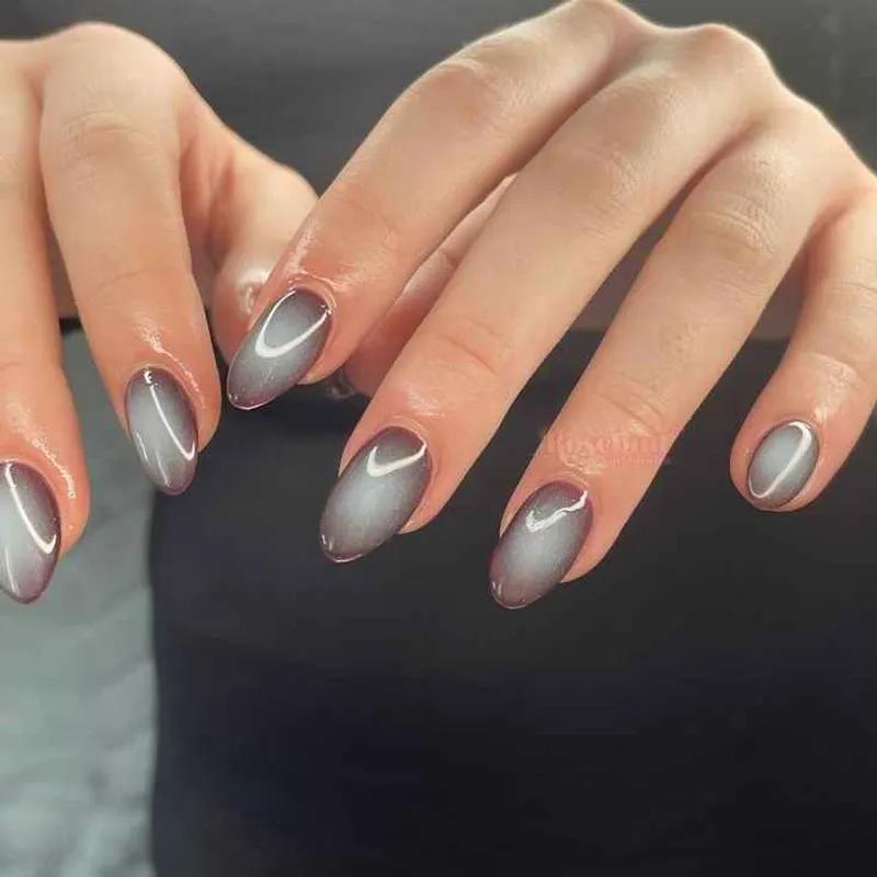 خدمات و آموزش ناخن شبنم نوروزی با ارائه مدرک فنی و حرفه ای 