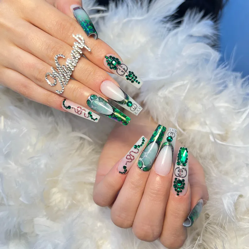 کاشت گریم روسی ژل مینا نوری