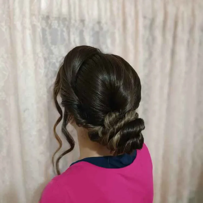 خدماتشینیون پایه۵۵۰هزارتومان