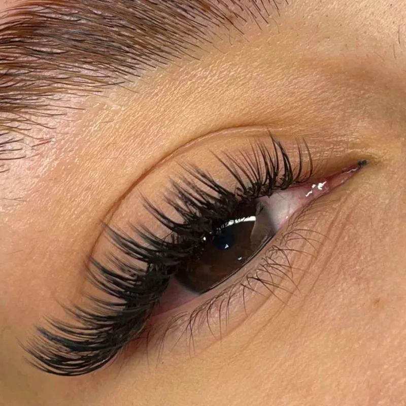 اکستنشن مژه 