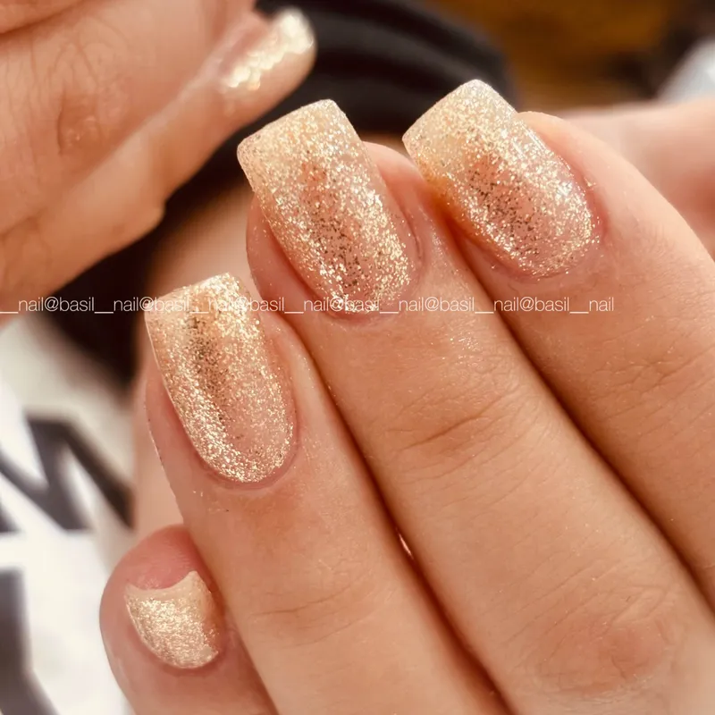 ترمیم و‌لاکژل شاین طلایی