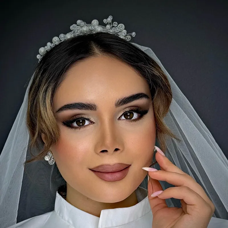 ميكاپ مديوم 