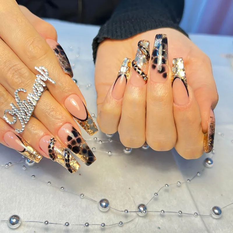 کاشت روسی اکرلیک طراحی پوست مار مینا نوری