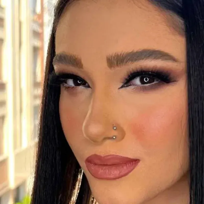 میکاپ عروسکی