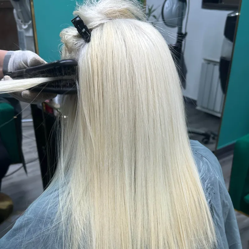 احیای موی دکلره