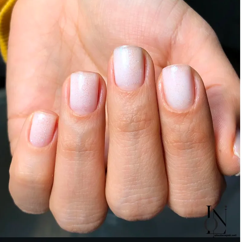 طرح خیلی مینیمال ساده و در عین حال شیک