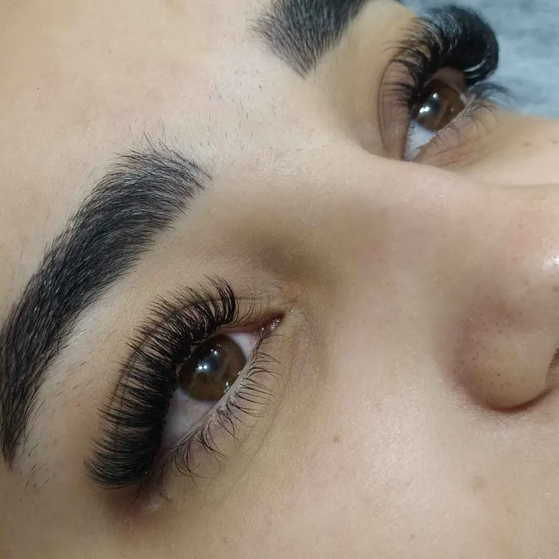 اکستنشن مژه پر حجم 