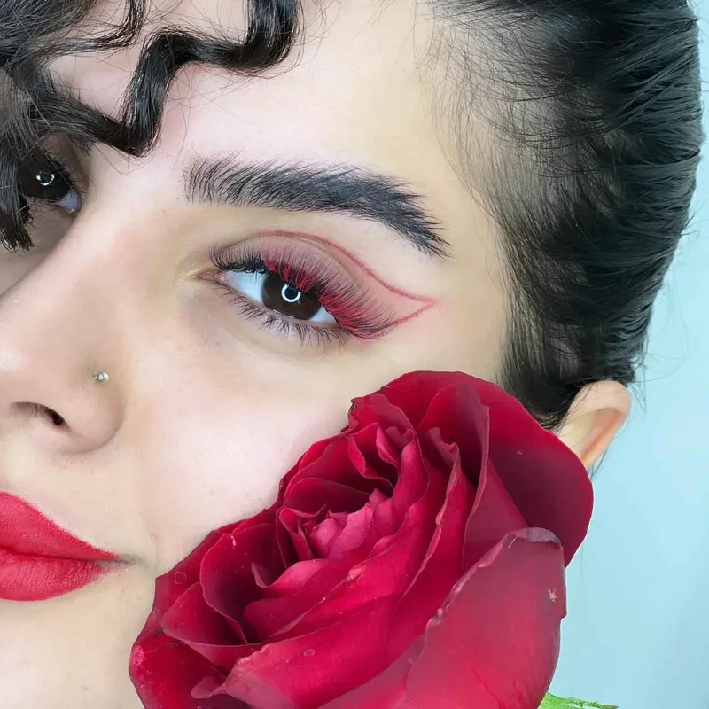 اکستینشن مژه فانتزی