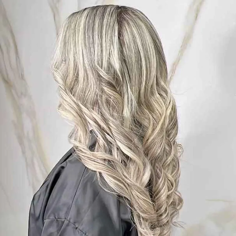 رنگ و لایت با ارزان ترین قیمت و بهترین کیفیت 