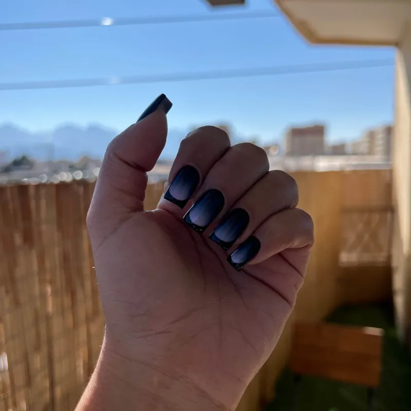 آمبره و فرنچ 