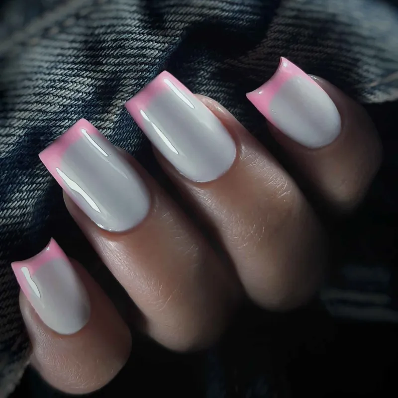 کاشت ناخن و ترمیم ناخن