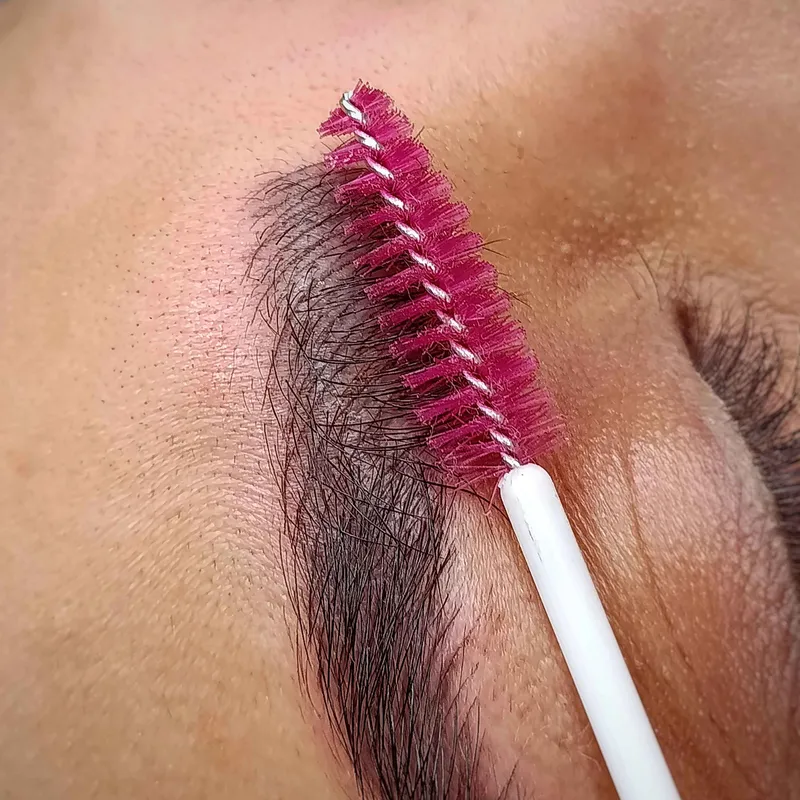 فیبروز ابرو 