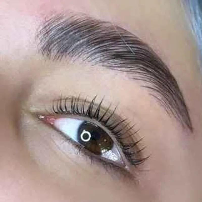 لیفت و لمینت مژه و ابرو