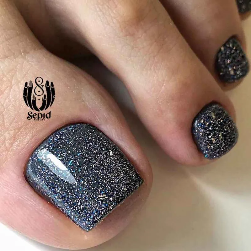 پدیکور و کاشت شصت پا