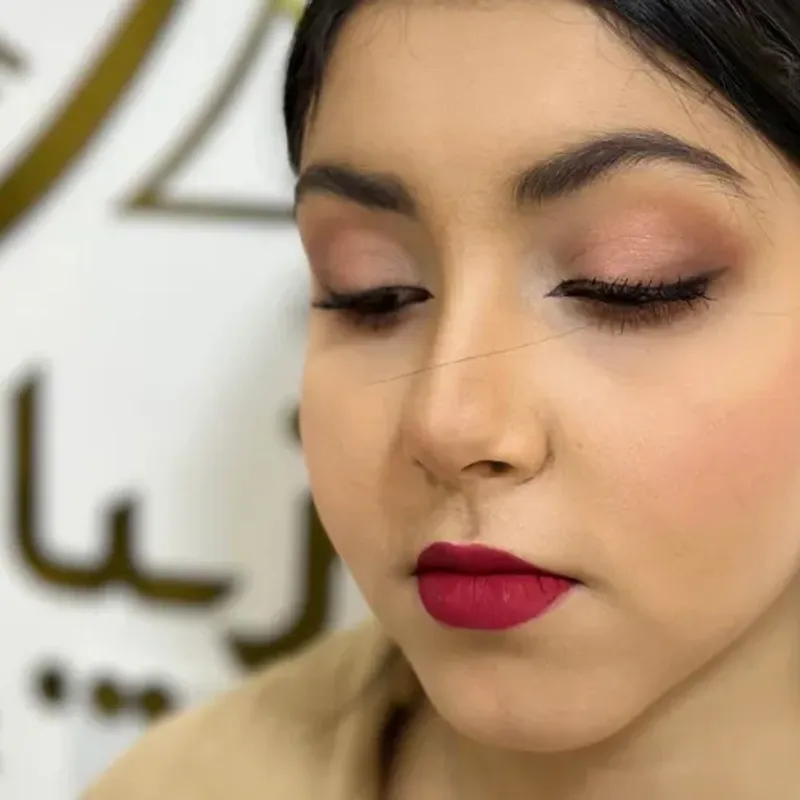 میکاپ همراه عروس