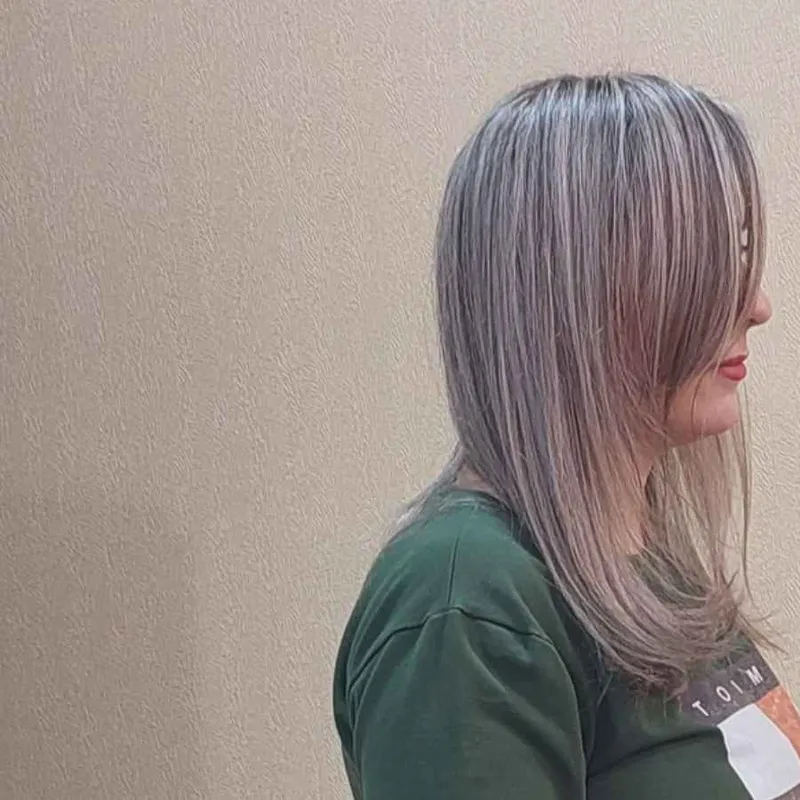 مش دودی بنفش رو زمینه نچرال