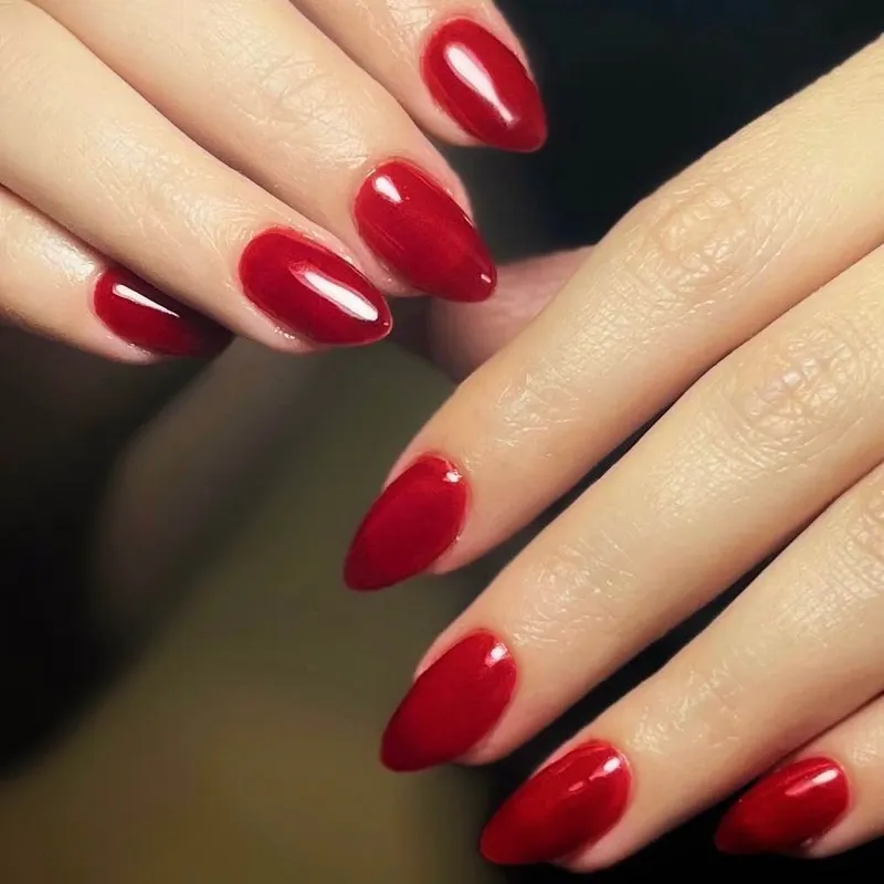 کاشت، لمینت و ژلیش ناخن