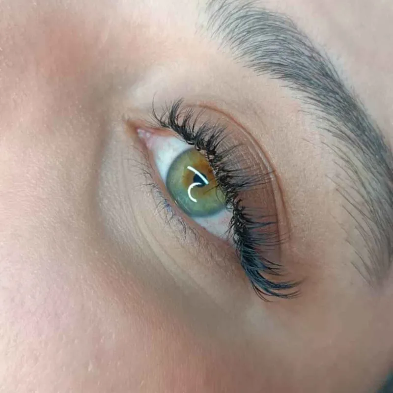 اکستنشن مژه 