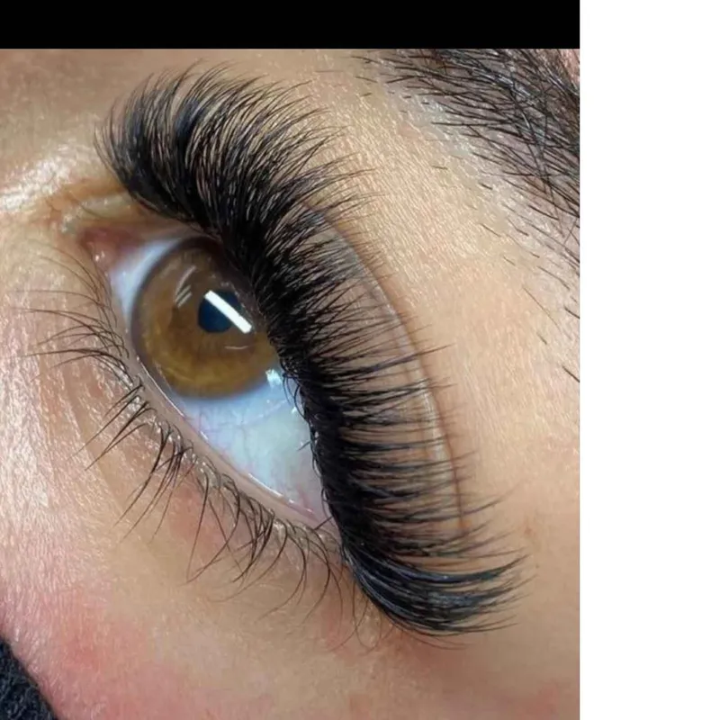 اکستنشن مژه 