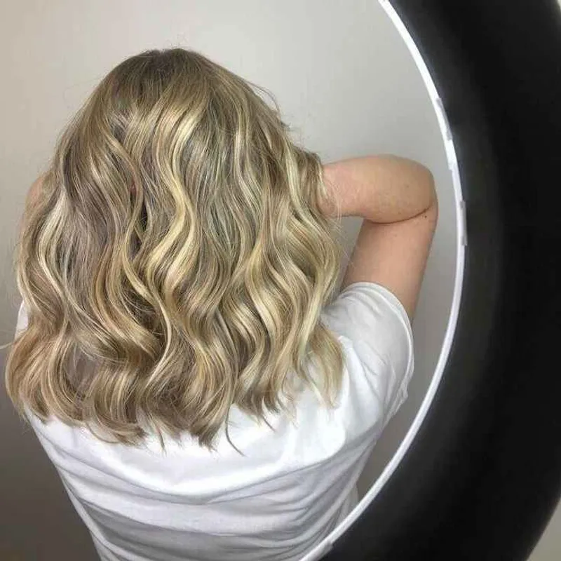 رنگ و لایت،احیا،کراتین،کوتاهی،میکاپ،فشیال