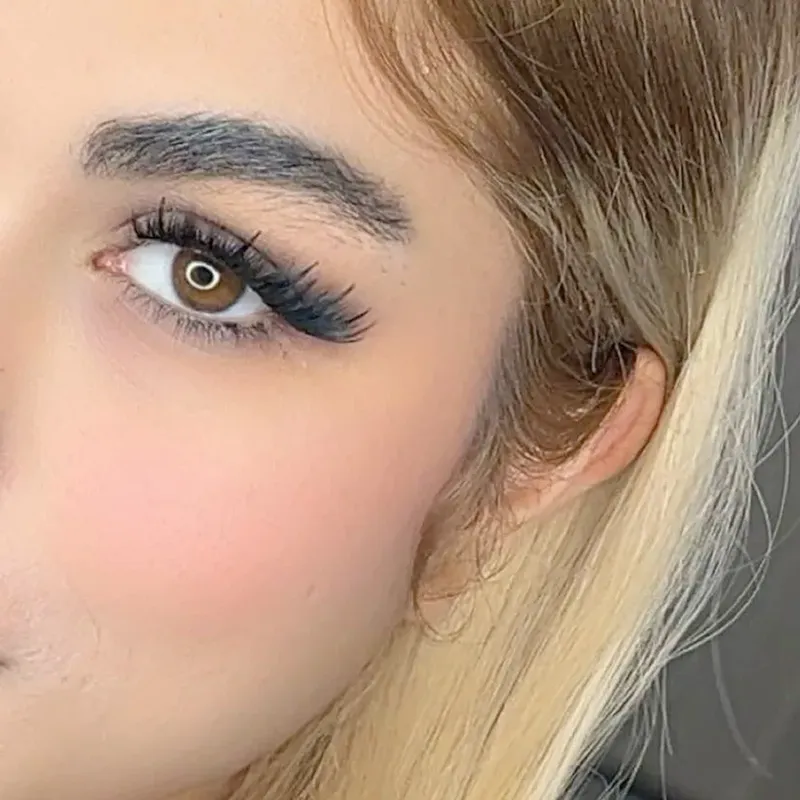 مژه و لیفت ابرو