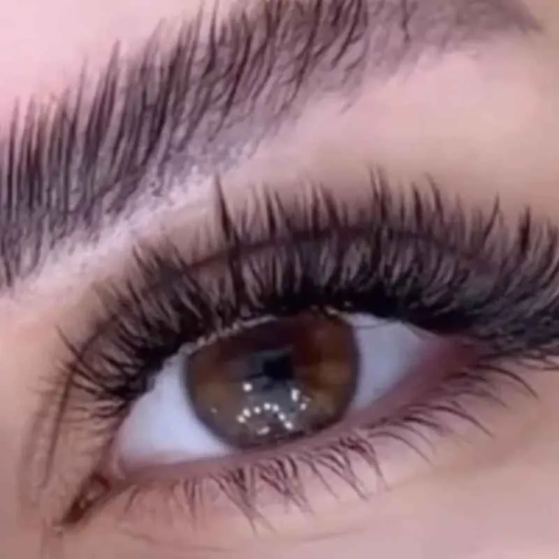 کاشت مژه ۵۰ روزه