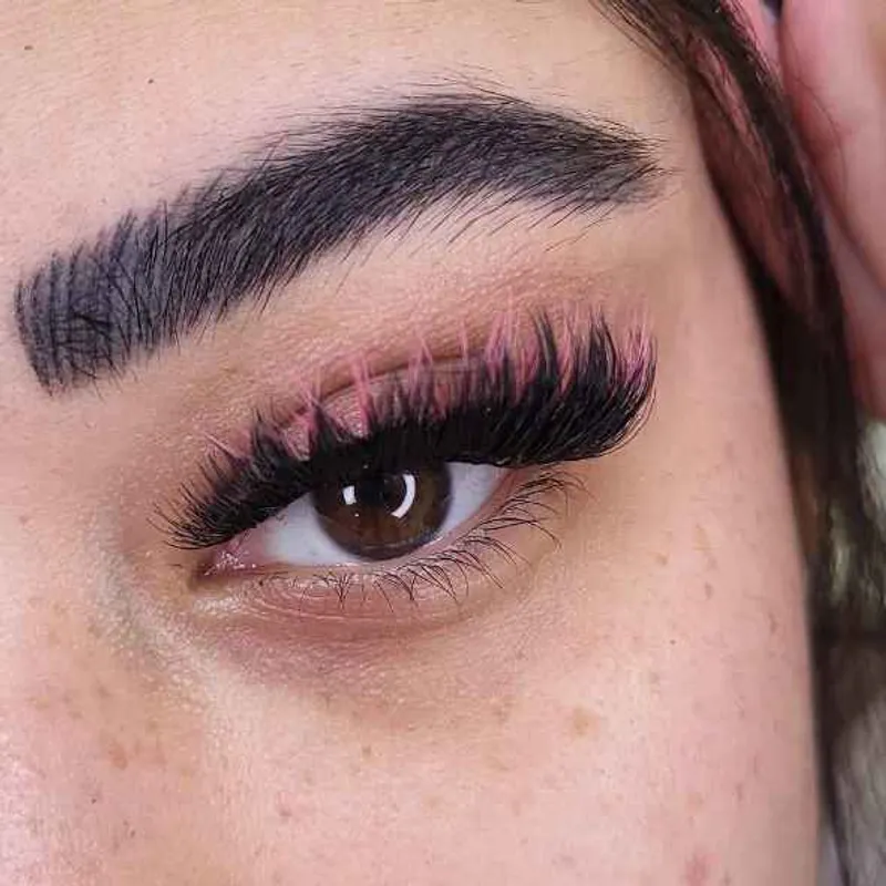 کاشت مژه موقت و لیفت و لمینت مژه و ابرو