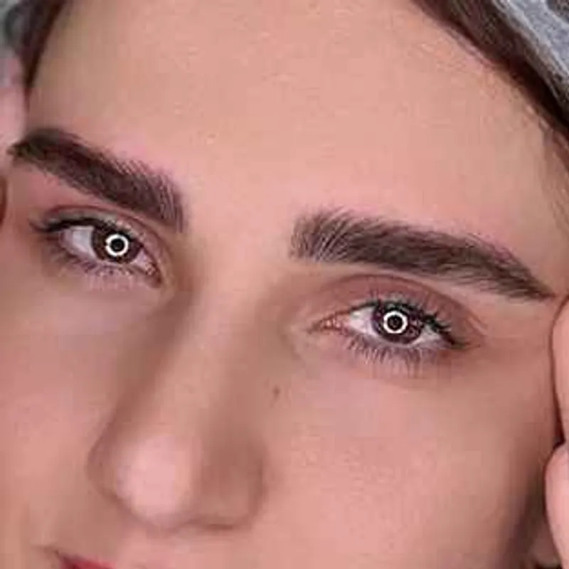 میکروبلیدینگ ابرو به روش کرکی مویی