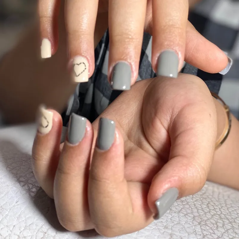 ترمیم و کاشت ناخن