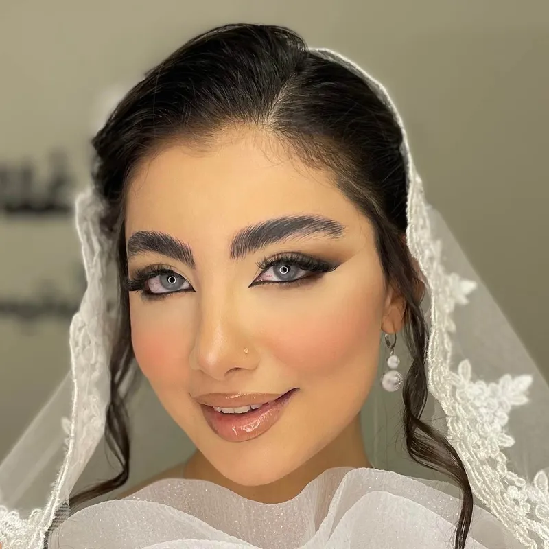 میکاپ و عروس سالن باربی