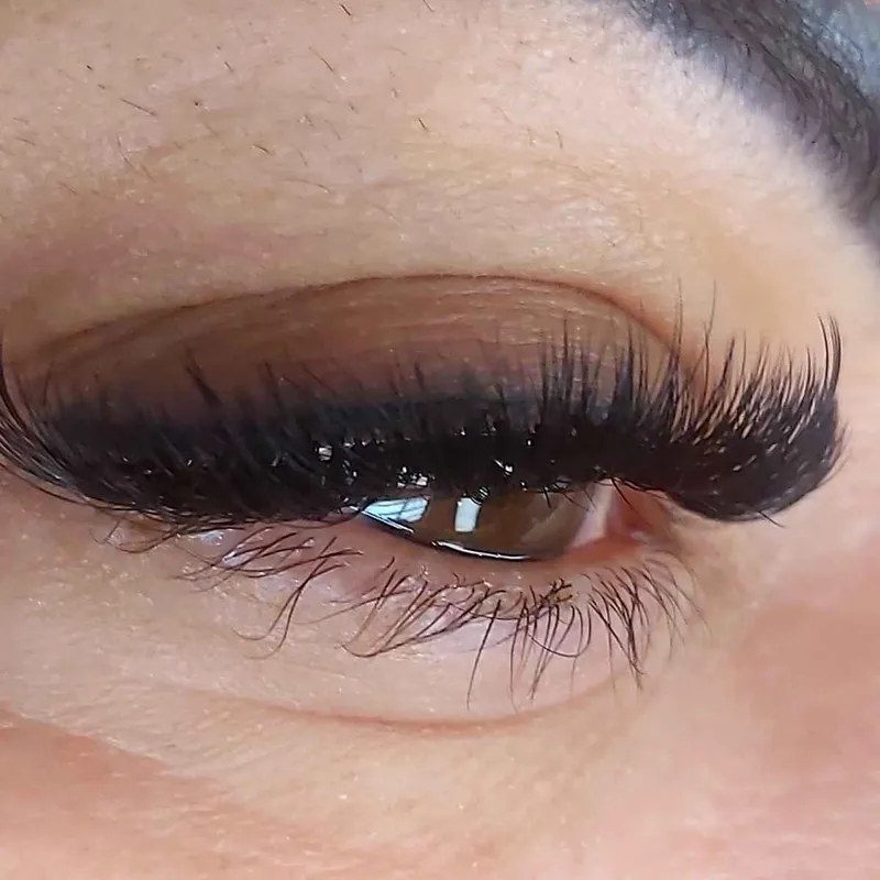 اکستنشن مژه 