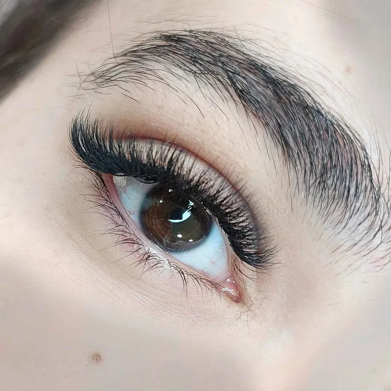 اکستنشن مژه والیوم