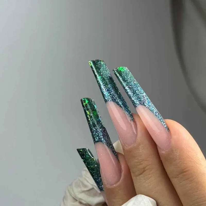 آموزش کاشت ناخن ژورنالی