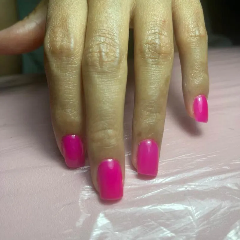 كاشت و لمينيت ناخن