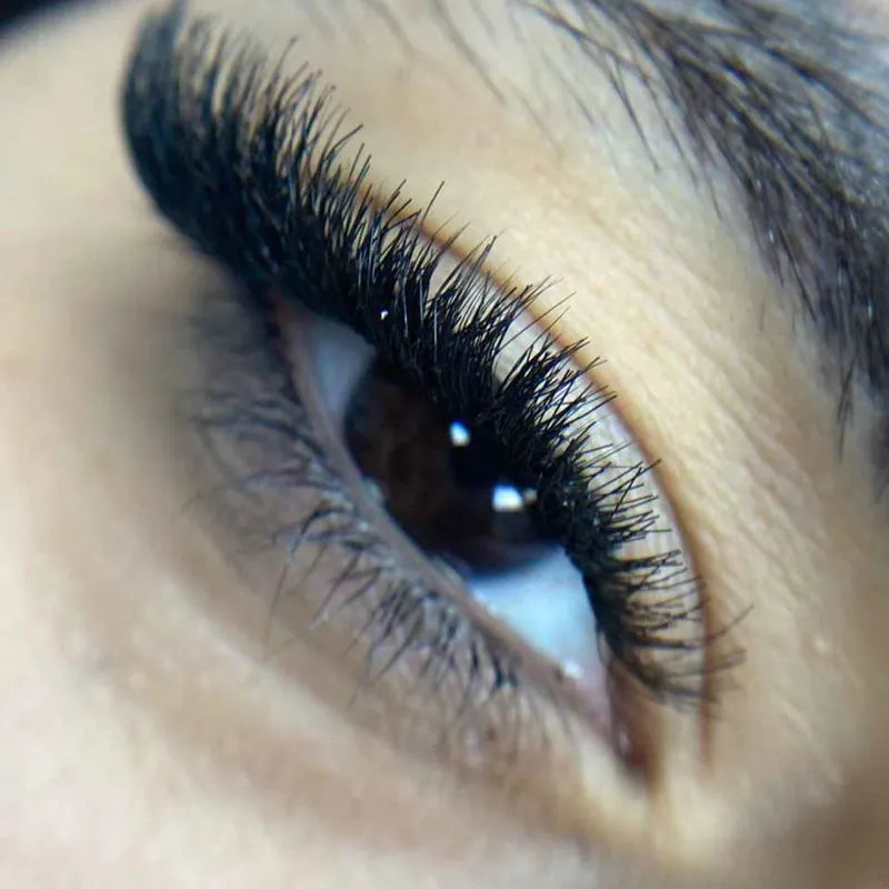 کاشت مژه تکنیک ابریشم سازی