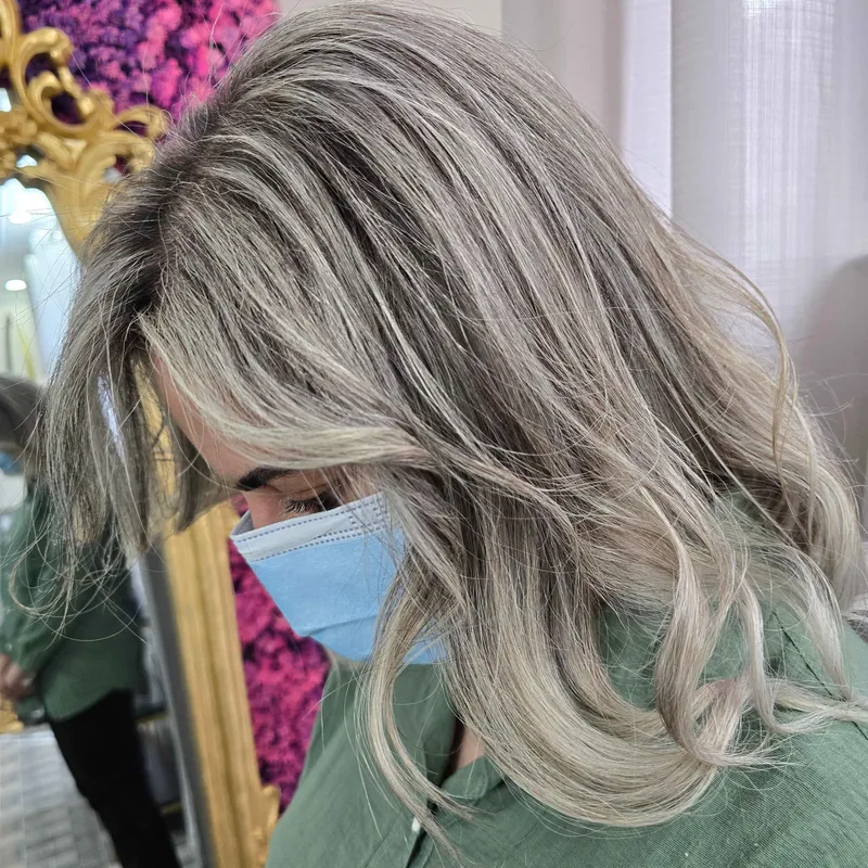 رنگ و لایت و دکلره