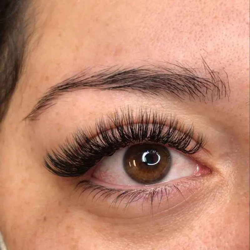 اکستنشن مژه والیوم