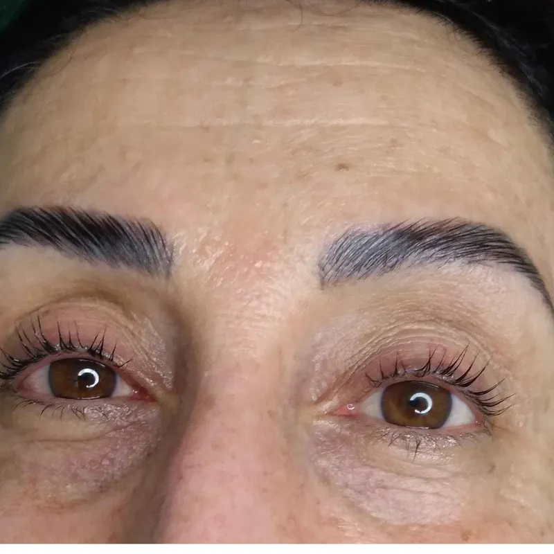 لیفترو لمینت ابرو و مژه