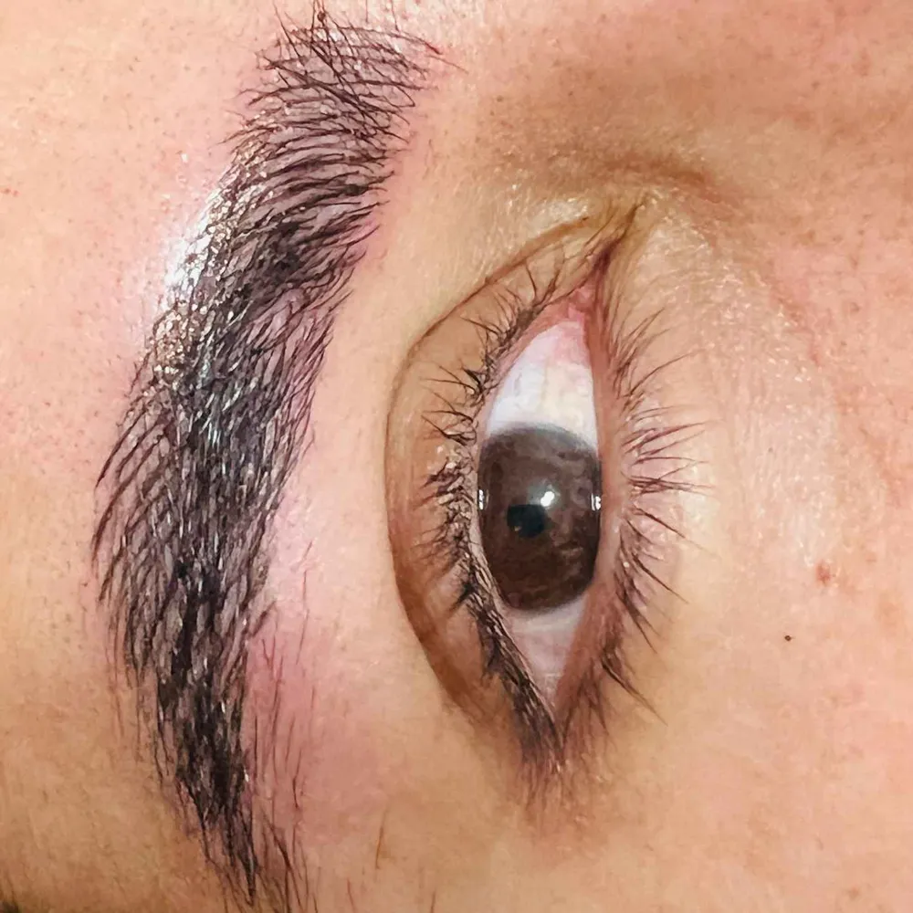 میکروبلیدینگ دخترونه مرجان عینی پور 