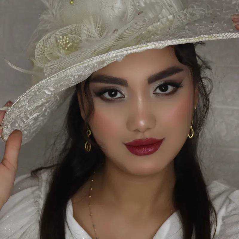 میکاپ نامزدی