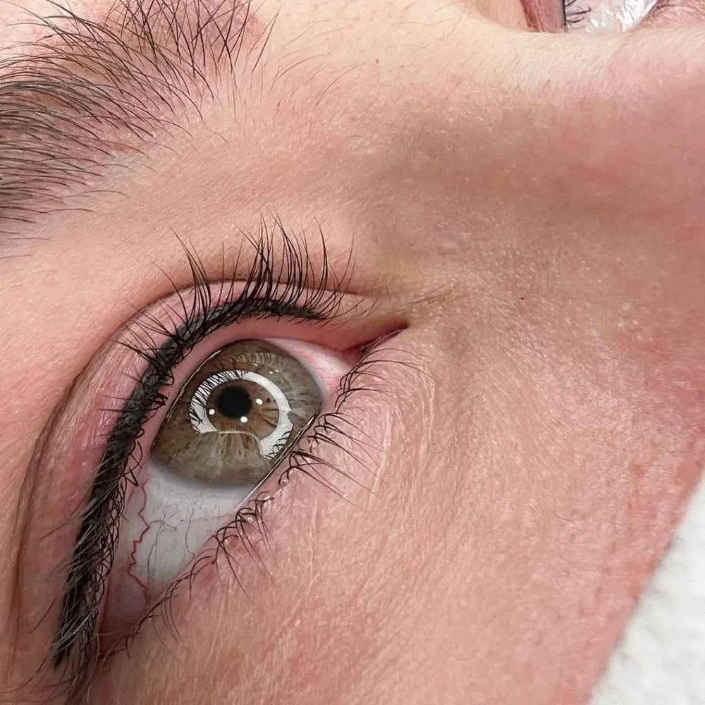 خط چشم دائم