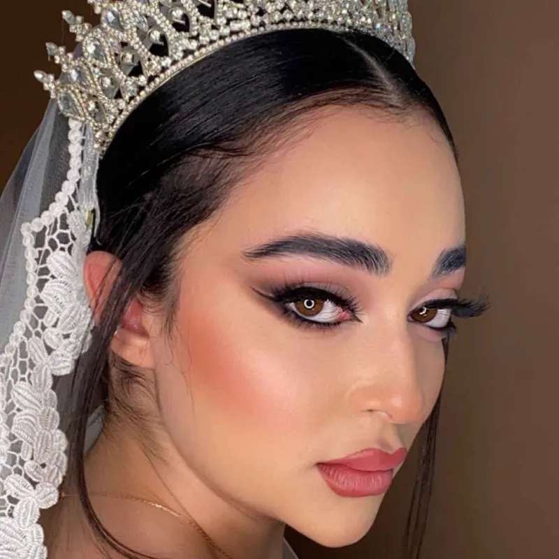 میکاپ و شنیون