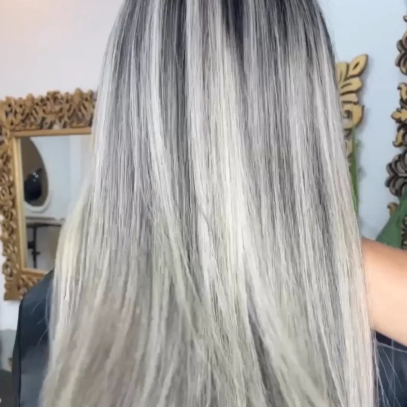 شارژ دکلره با متریال عالی 