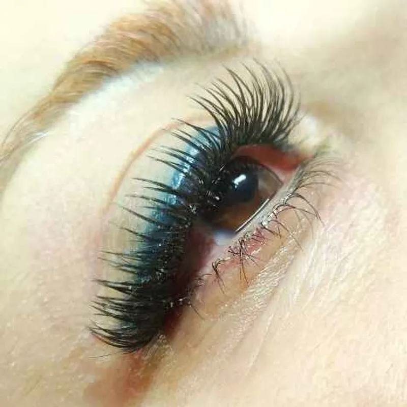 کاشت مژه موقت