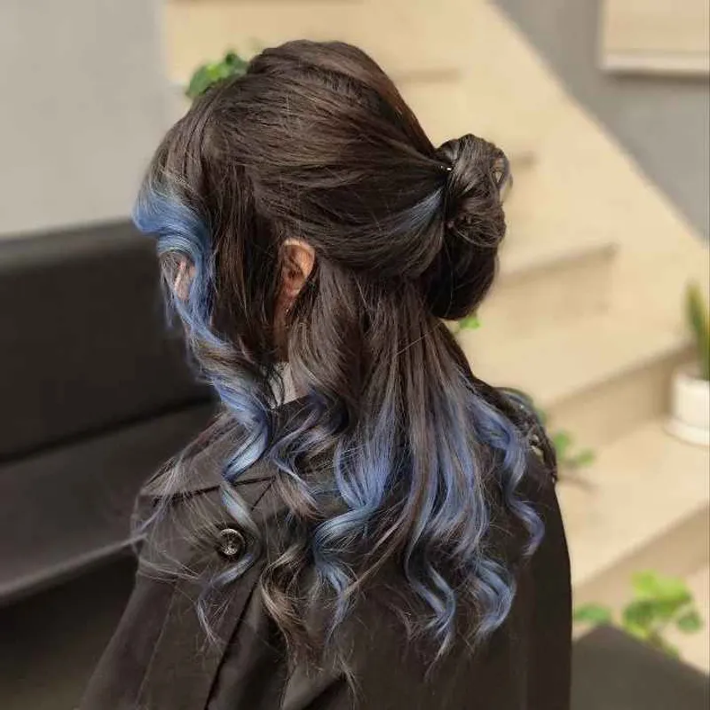 هایلایت آبی 