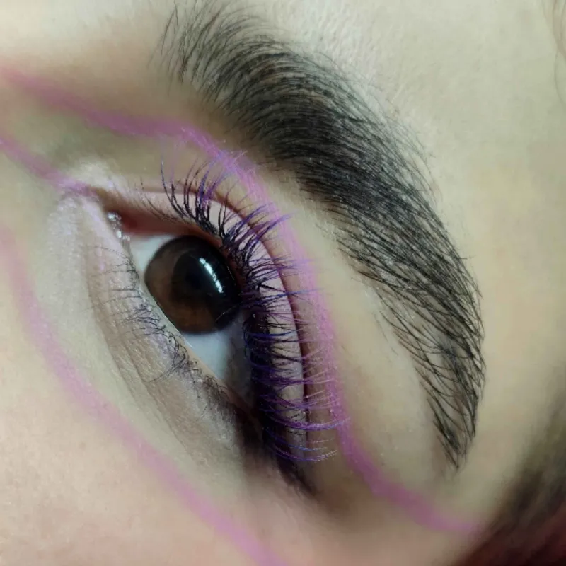 اکستنشن مژه رنگی 