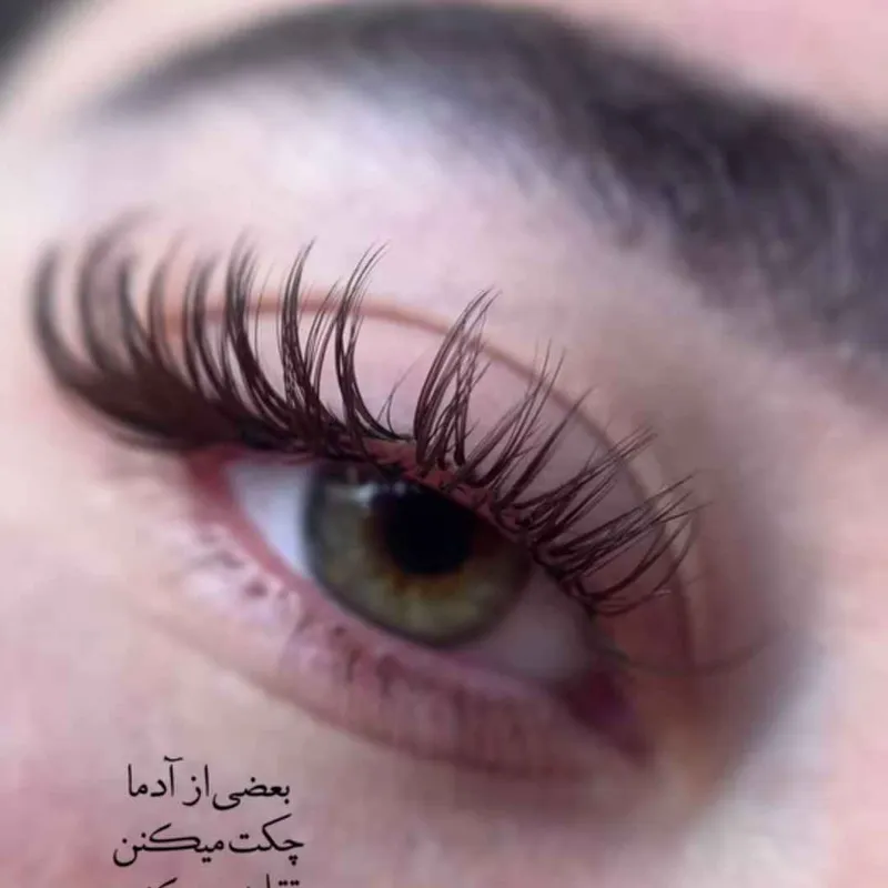 کاشت مژه رنگی 