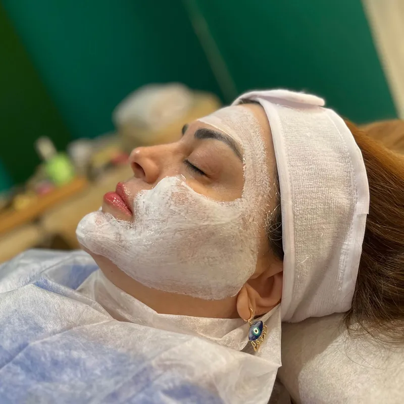 پیلینگ آنزیمی