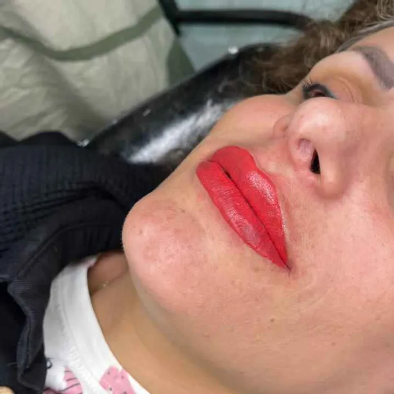 سالن زیبایی فاطمی ارائه دهنده انواع خدمات زیبایی