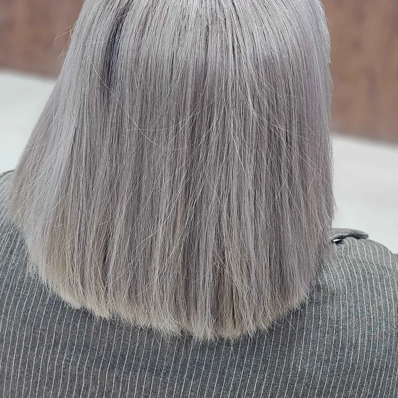 امبره رنگ استخوانی صدفی 